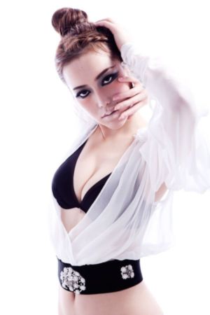 日韩成人精品免费在线-详情国语版完整版